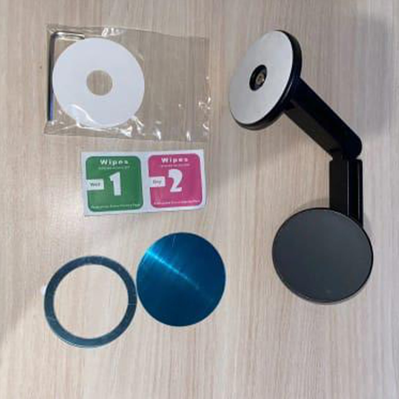BaseHolder, magnetski držač za telefon