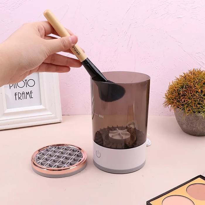 CleanMakeup, uređaj za čišćenje i pohranu četkica za šminkanje - Image 4